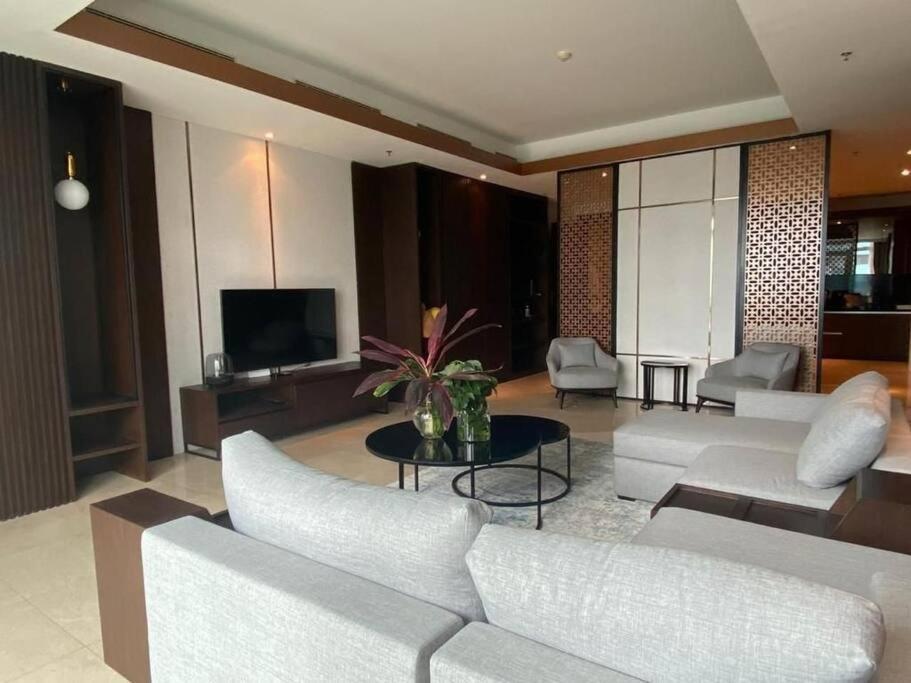 Apartemen Kempinski Sudirman Thamrin Pusat *